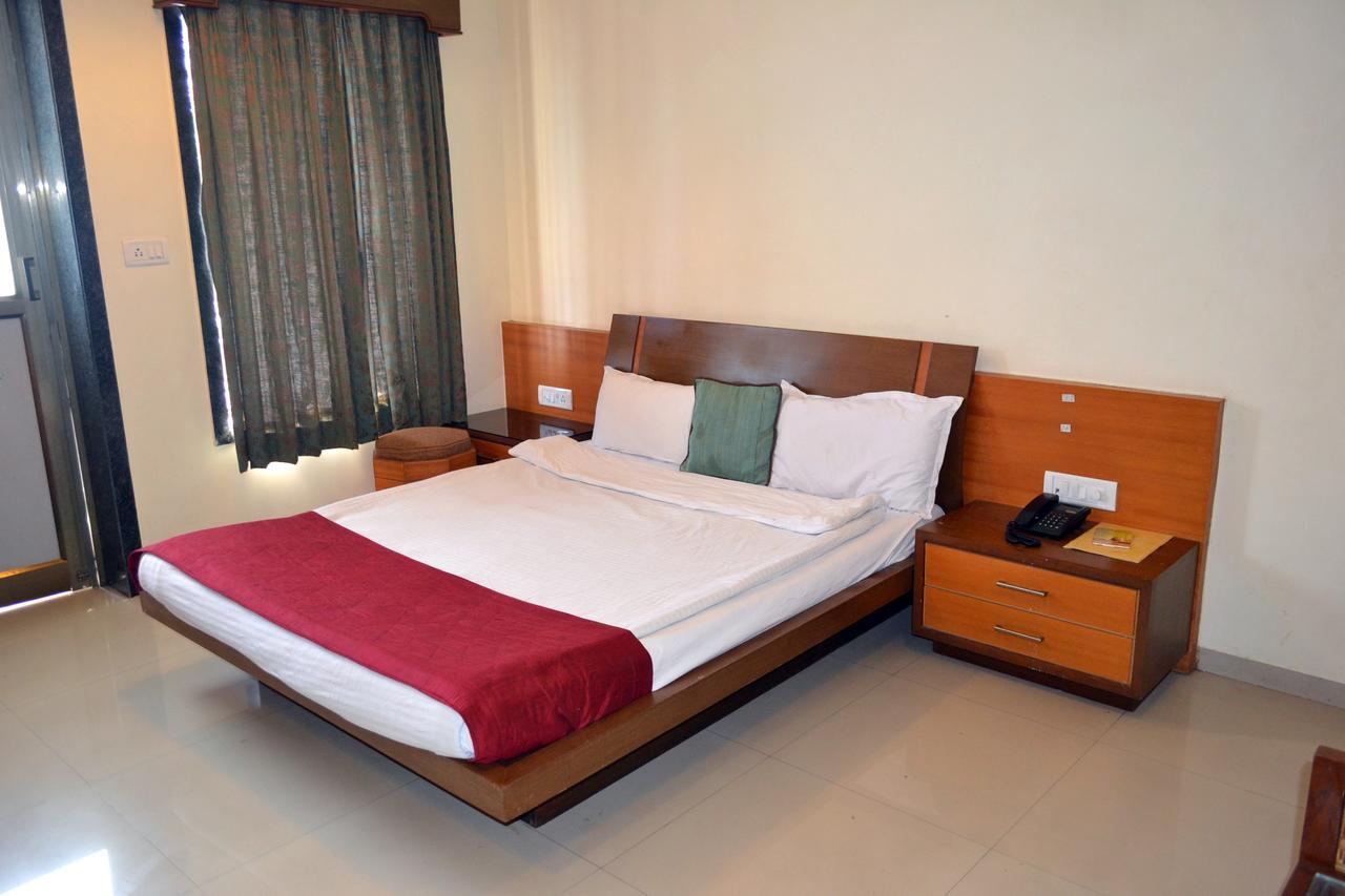 Jaffer Bhai'S Brickland Hotel Panchgani Exteriér fotografie